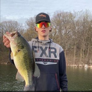 Meet your Posher, Joshua